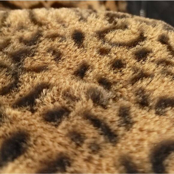 Rails Saga Fleece Pullover Sherpa Cream Leopard Mix - Picture 6 of 16